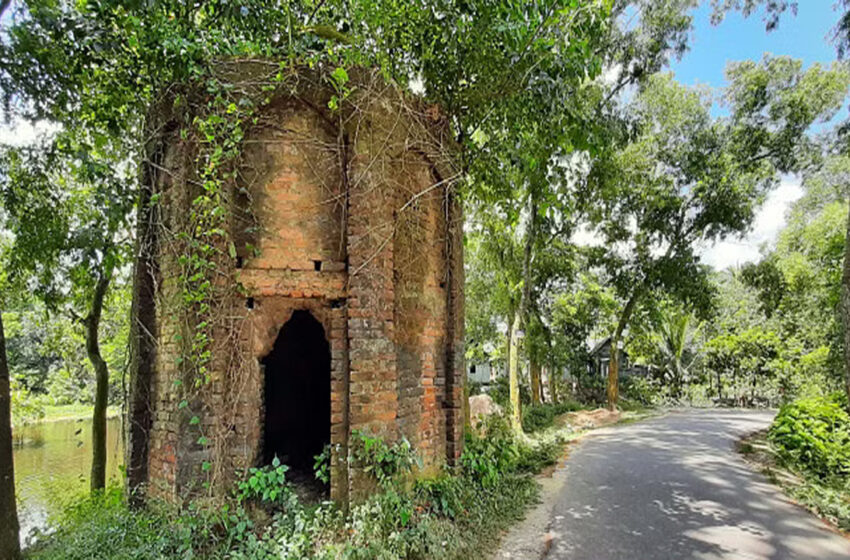  কালের সাক্ষী হয়ে ব্রাহ্মণবাড়িয়ায় আজও দাঁড়িয়ে সতীদাহ মন্দির