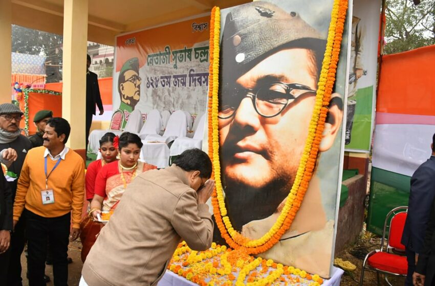  নেতাজীর পরাক্রম আজও উজ্জীবিত করেঃ মুখ্যমন্ত্রী!!