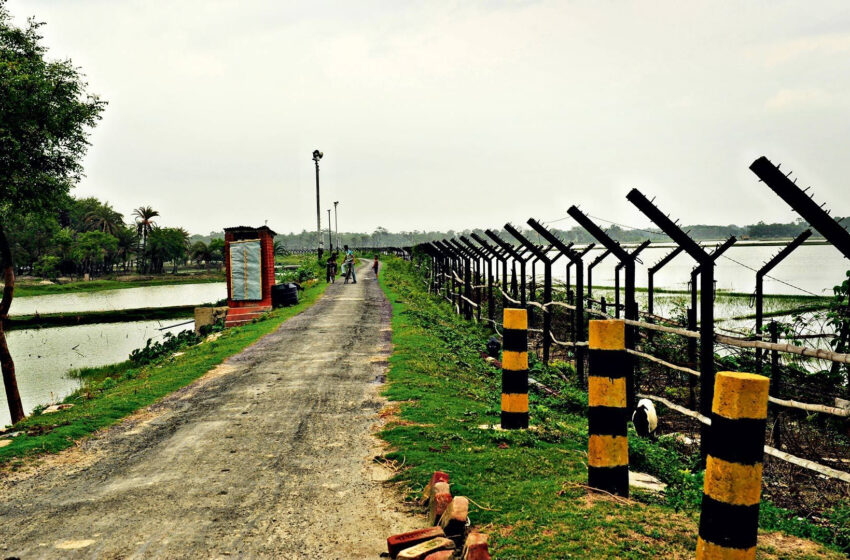  দুই কাস্টম অফিসারের বিরুদ্ধে উঠলো দুর্নীতির বড় অভিযোগ!!