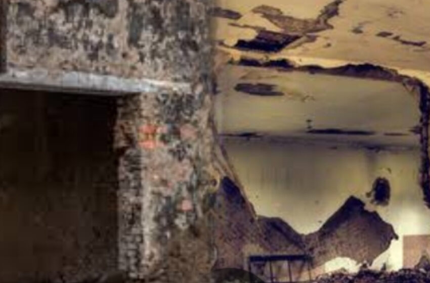 শ্রমিকের ঘাড়ে ভেঙে পড়ল বাড়ির ছাদ!!